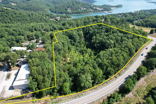 9.23 Acres at Table Rock Lake!