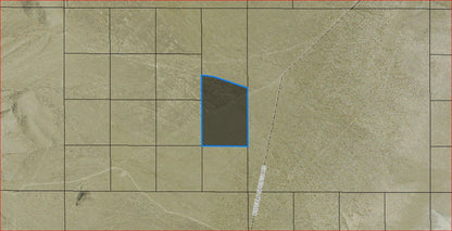 56.61 Acre Off-Grid Property in Lovelock, NV. - Your Perfect Getaway Lot!