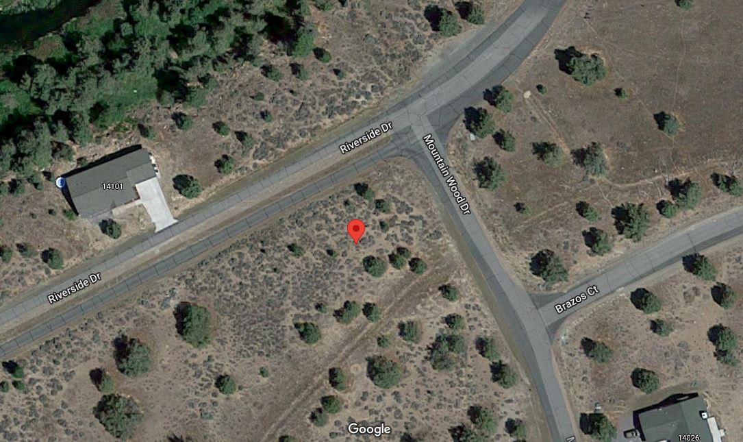 0.24 Acre Homesite - Corner Lot in Weed, CA.